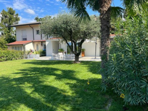 Cosy Villa w/Garden&Parking a 10 min from bus stop, Vicenza